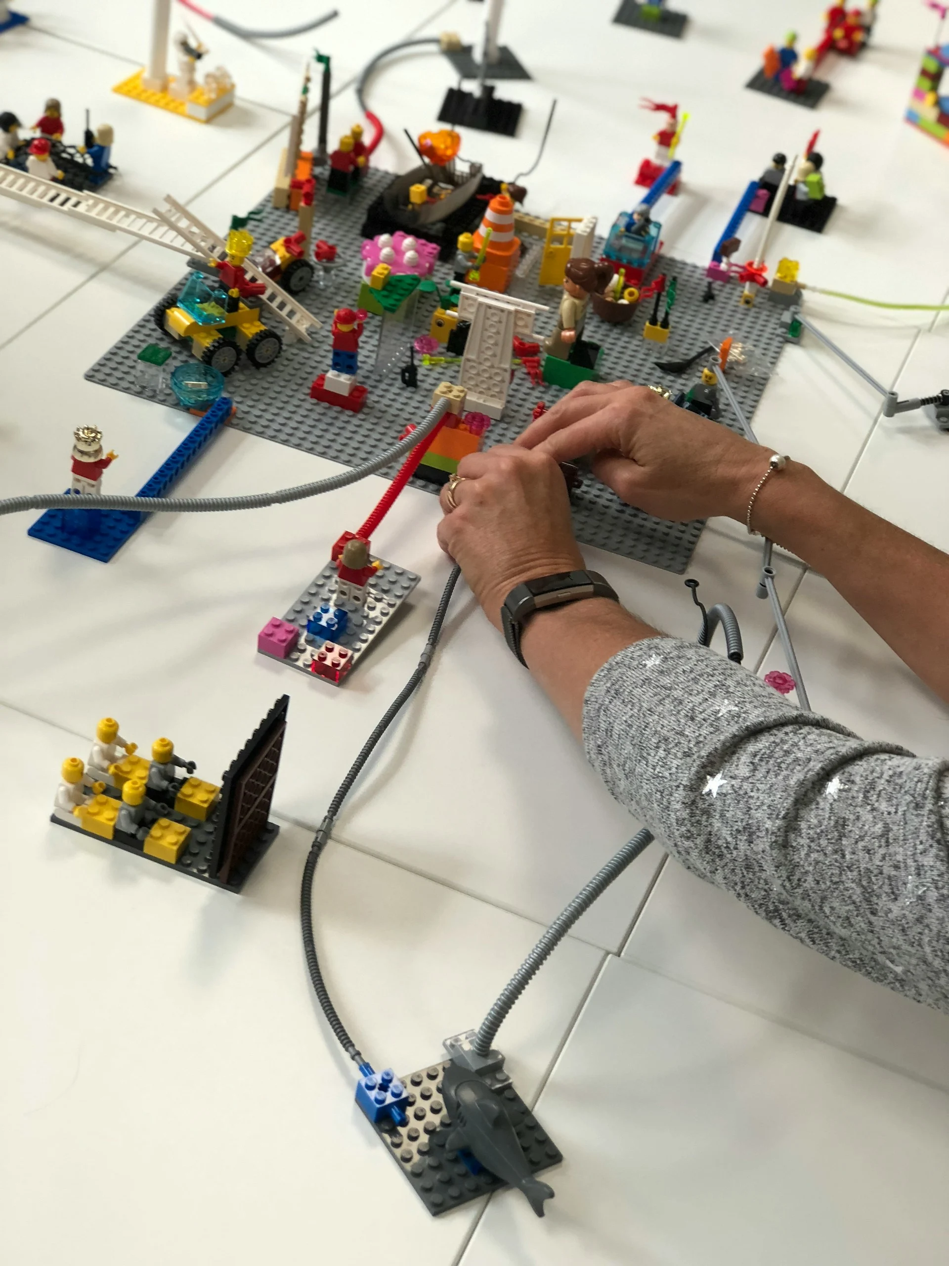 lego® serious play® (lsp) workshop facilitator training equest asia photo by amélie mourichon 7